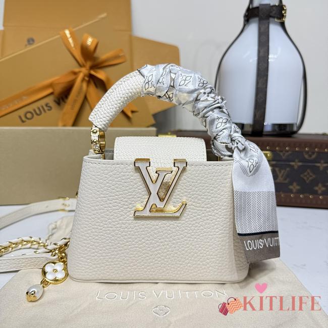 Kitlife Louis Vuitton Capucines Nano Bag Cream M25611 16.3x11x6.5cm - 1