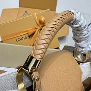 Kitlife Louis Vuitton Capucines BB Bag Cream & Arizona Beige M25466 27x17.3x9cm - 4