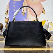 Kitlife Louis Vuitton Capucines MM Souple Bag Black M12924 33x24x12 cm - 4