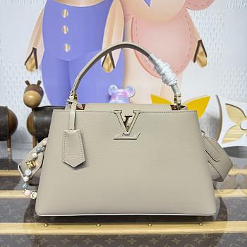 Kitlife Louis Vuitton Capucines MM Souple Bag Watnut M12924 33x24x12 cm 