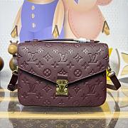 Kitlife Louis Vuitton Pochette Metis MM Bag Burgundy M25939 25x19x7cm - 1