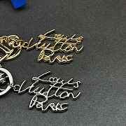 Kitlife Louis Vuitton Monogram World Tour Keychain in Gold / Silver - 5