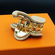Kitlife Louis Vuitton Beige Metal Hair Clip - 2