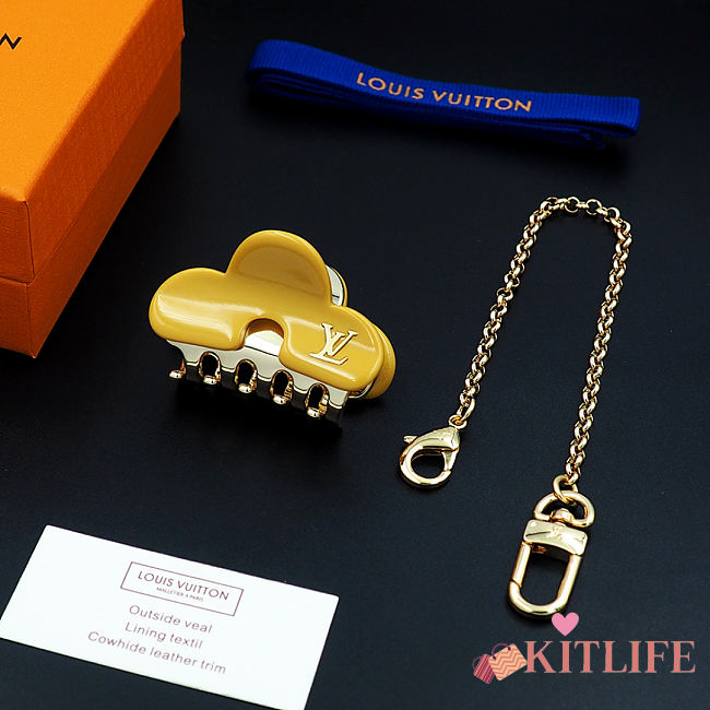Kitlife Louis Vuitton Yellow Metal Hair Clip - 1