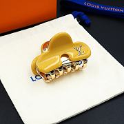 Kitlife Louis Vuitton Yellow Metal Hair Clip - 5