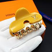 Kitlife Louis Vuitton Yellow Metal Hair Clip - 4