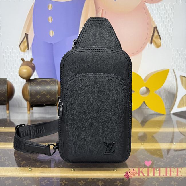 Kitlife Louis Vuitton Avenue PM Crossbody Bag Black M15255 16x33x5.7cm - 1