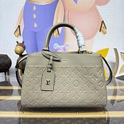 Kitlife Louis Vuitton Avenue PM Bag Dove Gray M15231 30x19.5x12cm  - 1