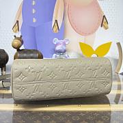 Kitlife Louis Vuitton Avenue PM Bag Dove Gray M15231 30x19.5x12cm  - 6