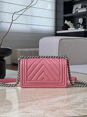 Kitlife Chanel Leboy Pink Chervon Bag 12x20.5x8.5cm  - 3