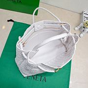 Kitlife Bottega Veneta Andiamo Bag White 743572 32x24x12cm - 5