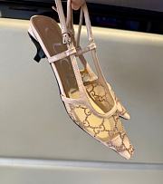 Kitlife Gucci Tom Embellished Crystal GG Slingback Pumps in Beige - 6