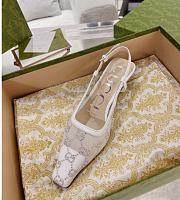 Kitlife Gucci Tom Embellished Crystal GG Slingback Pumps in White - 6