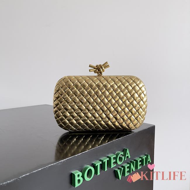 Kitlife Bottega Veneta Knot Clutch Gold 717622 20.5x6x12.5cm - 1