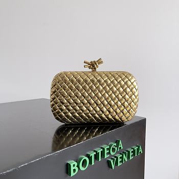 Kitlife Bottega Veneta Knot Clutch Gold 717622 20.5x6x12.5cm