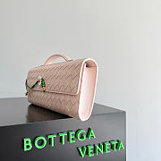 Kitlife Bottega Veneta Andiamo Clutch Light Pink With Daisy Flower Closure 836810 31x13x3cm - 5