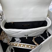 Kitlife Chanel 19 Medium Flap Bag White Silver Buckle AS1160 26x9x16cm - 4