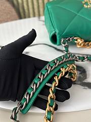 Kitlife Chanel 19 Medium Flap Bag Green AS1160 26x9x16cm - 5