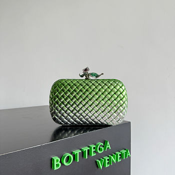 Kitlife Bottega Veneta Knot Flower Metallic Leather Minaudiere Bag Green & Silver 826183 19x11.5x5cm 