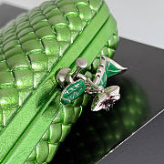 Kitlife Bottega Veneta Knot Flower Metallic Leather Minaudiere Bag Green & Silver 826183 19x11.5x5cm  - 4