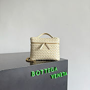 Kitlife Bottega Veneta Small Soft Vanity Cream 843800 19x14x3cm - 1