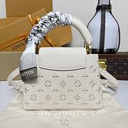 Kitlife Louis Vuitton Capucines Mini Handbag White Lizard Embroidered M13053 21x813cm - 5