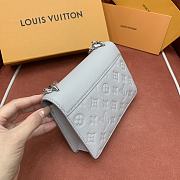 Kitlife Louis Vuitton Wallet On Chain Rosy in Light Grey M13570 19.5x13.5x6.5cm  - 6