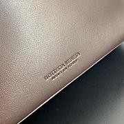 Kitlife Bottega Veneta Andiamo Bucket Dark Brown 844169 34x24x12cm  - 2