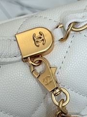 Kitlife Chanel 25B Clover Messenger Crossbody Bag White 16.5x25x8.5cm - 2