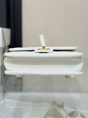 Kitlife Chanel 25B Clover Backpack White 22x19.5x7cm  - 4