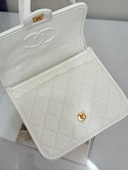 Kitlife Chanel 25B Clover Backpack White 22x19.5x7cm  - 6