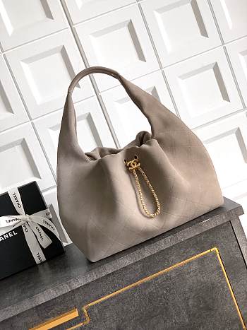 Kitlife Chanel 26C Hobo Bag in Grey Suede 35x12x45cm