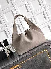 Kitlife Chanel 26C Hobo Bag in Grey Suede 35x12x45cm - 4