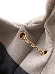 Kitlife Chanel 26C Hobo Bag in Grey Suede 35x12x45cm - 6