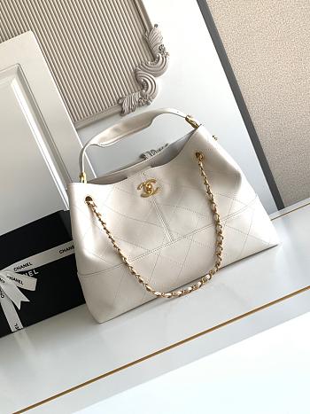 Kitlife Chanel Shopping Bag White Calfskin and Gold Plated Metal AS5634 36x24x12cm