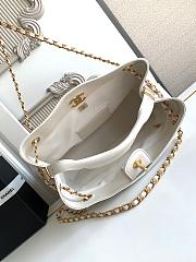 Kitlife Chanel Shopping Bag White Calfskin and Gold Plated Metal AS5634 36x24x12cm - 5