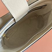 Kitlife Gucci Beige GG Supreme Retro Interlocking G Hobo Bag White 696011 24.5x20x8cm  - 6