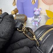 Kitlife Louis Vuitton Tiny Camera Bag Black M25518 19x13x6cm - 2