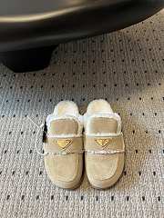 Kitlife Prada Suede and Shearling Slippers Light Beige - 1
