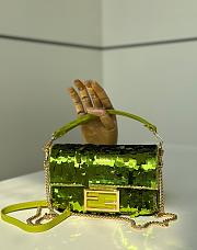 Kitlife Fendi Mini Bag Embroidered With Green Sequins 8601s 19x5x11cm - 1