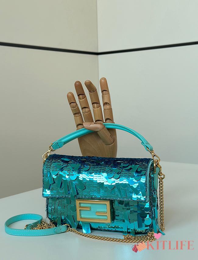 Kitlife Fendi Mini Bag Embroidered With Blue Sequins 8601s 19x5x11cm - 1