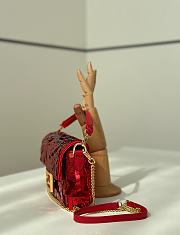 Kitlife Fendi Mini Bag Embroidered With Red Sequins 8601s 19x5x11cm - 6