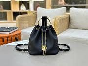 Kitlife Chloe Small Bracelet Backpack In Black Grained Leather 22x20x10.5cm - 1