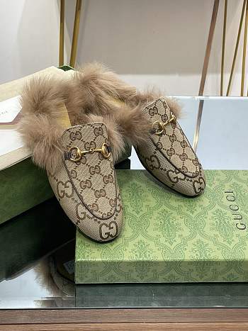 Kitlife Gucci Fur Women Princetown Slippers Beige