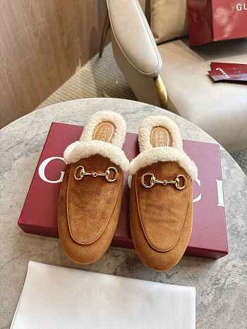 Kitlife Gucci Women's Princetown Slipper Brown Suede 