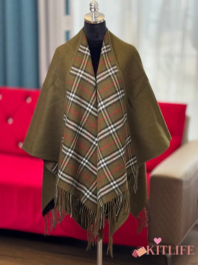 Kitlife Burberry Double-Sided Small Check Cape Dark Green 130x130cm  - 1