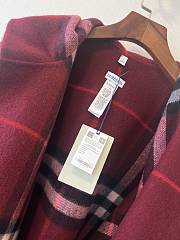 Kitlife Burberry Knight Logo Cashmere Hooded Cape Red 176x120cm - 5