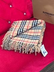 Kitlife Burberry Beige Checkered Wool Cape 140x140cm - 6