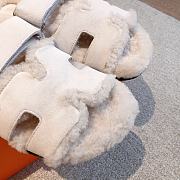 Kitlife Hermes Chypre Shearling Sandals White Suede  - 5