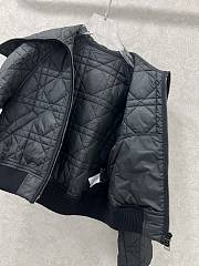 Kitlife Dior 25 Cannage Diorama Quilted Navy Collar Cotton-padded Jacket Black - 5